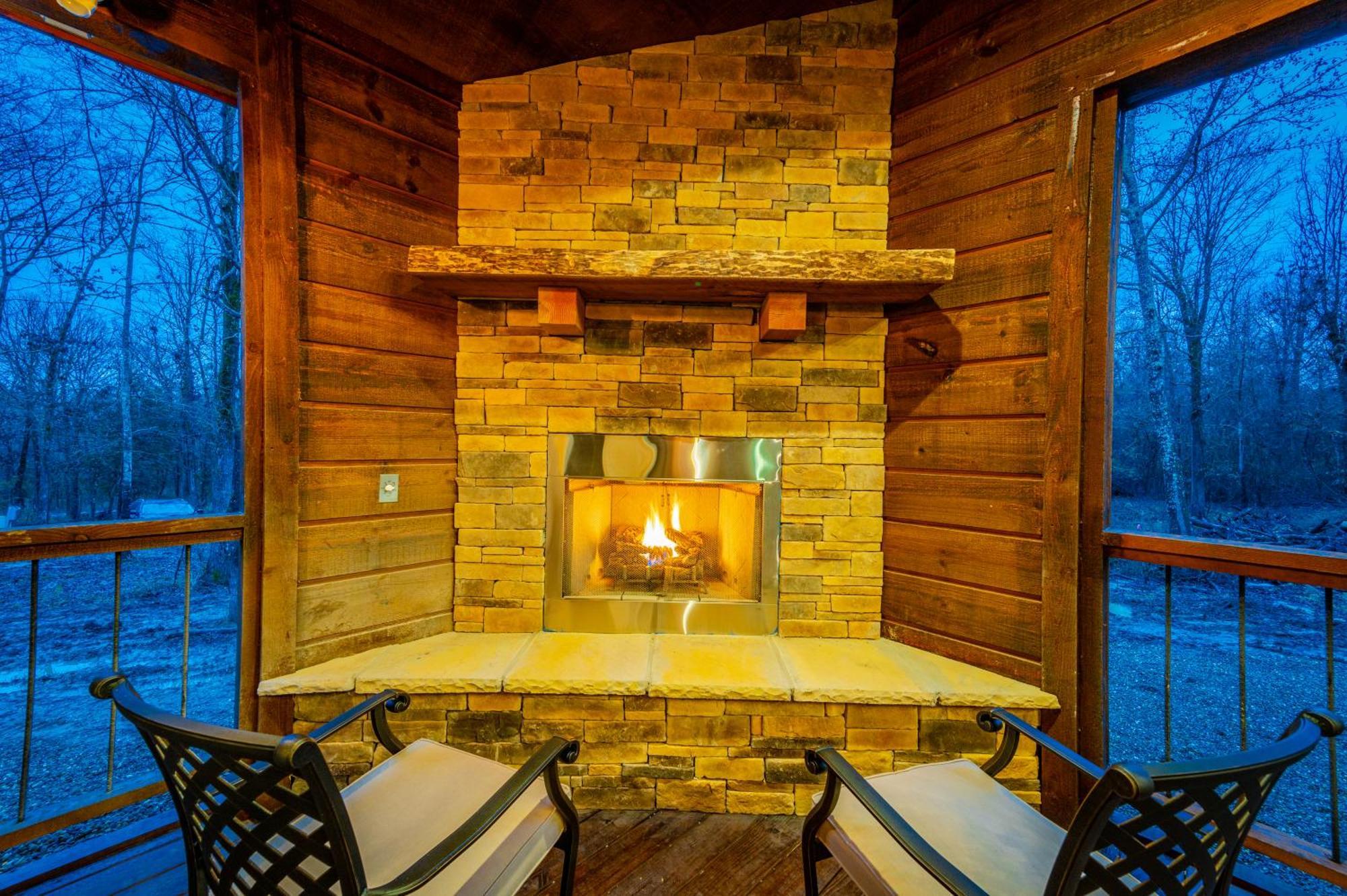 The Luxurious Blue Sky Lodge Is Epic! Broken Bow Dış mekan fotoğraf