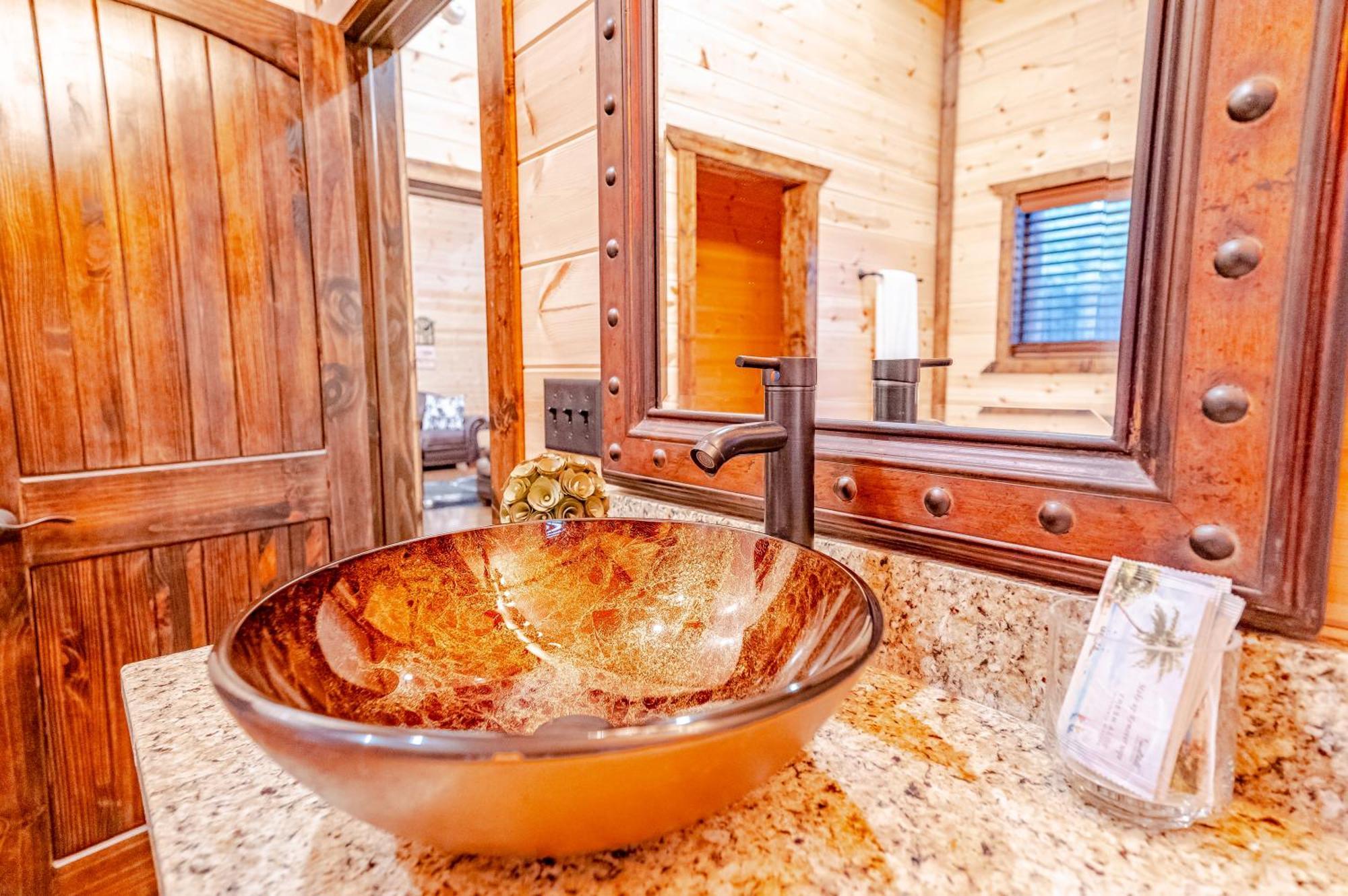 The Luxurious Blue Sky Lodge Is Epic! Broken Bow Dış mekan fotoğraf