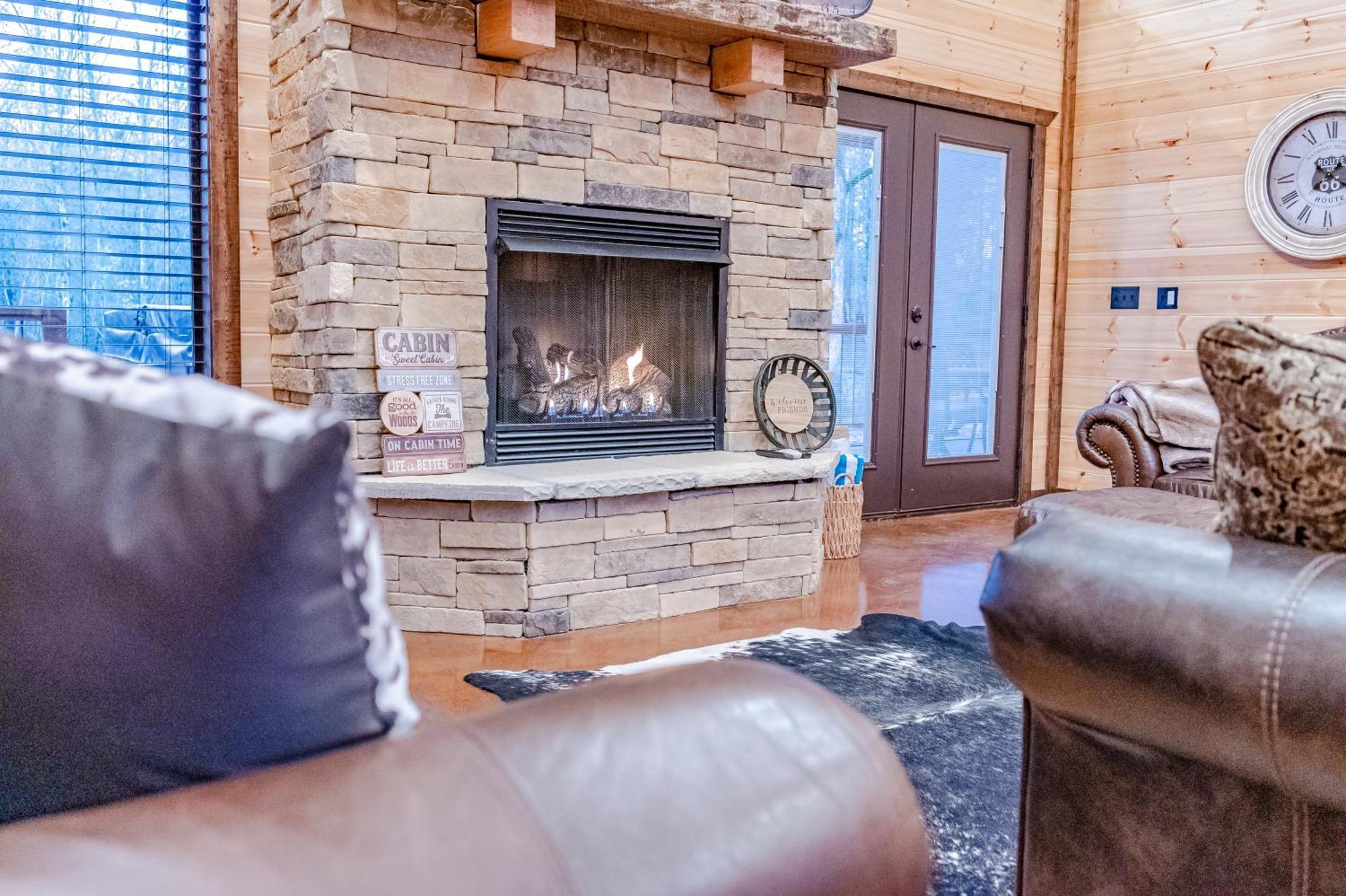 The Luxurious Blue Sky Lodge Is Epic! Broken Bow Dış mekan fotoğraf
