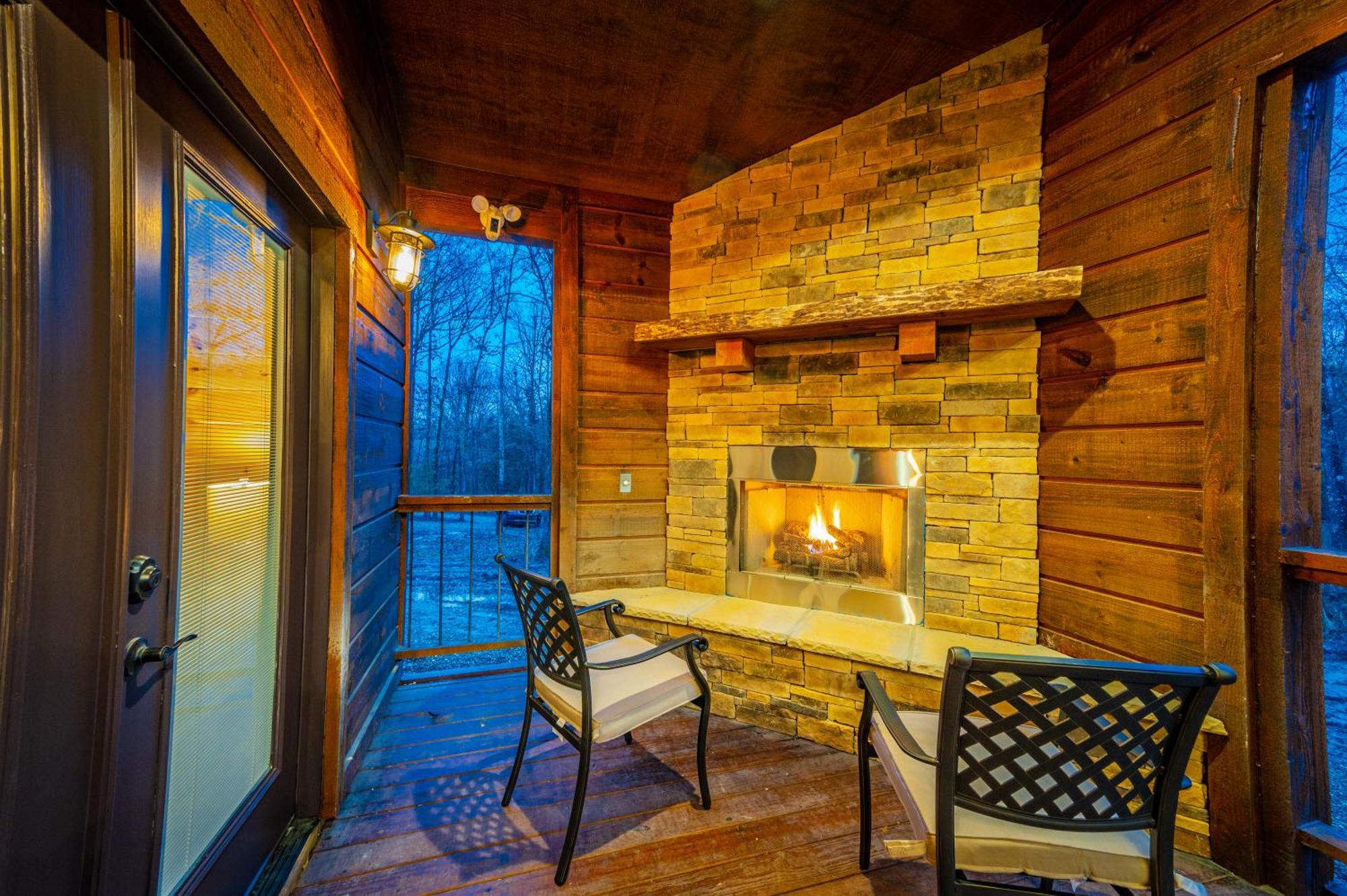 The Luxurious Blue Sky Lodge Is Epic! Broken Bow Dış mekan fotoğraf