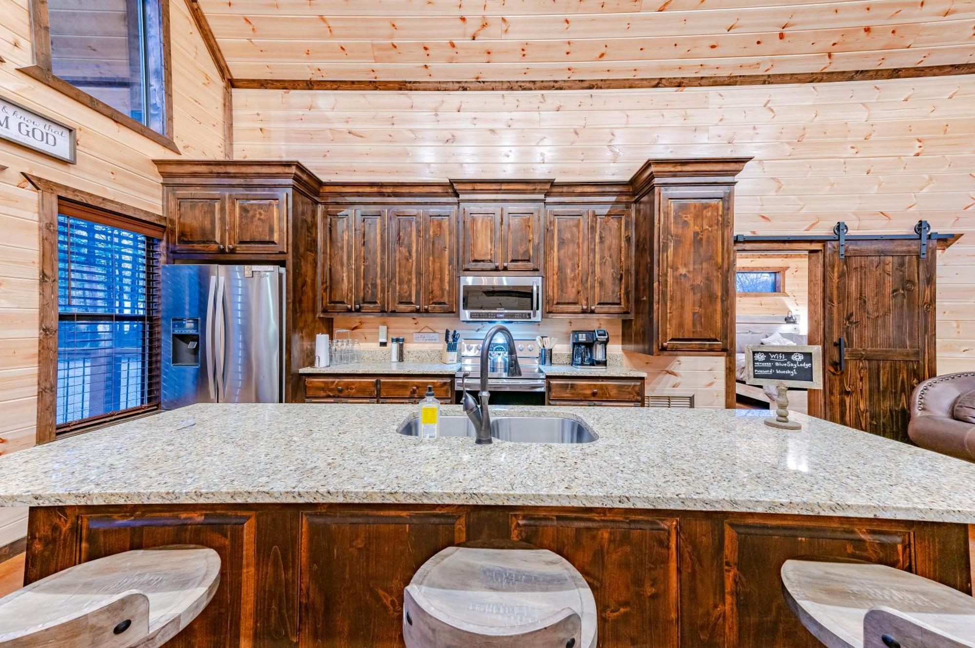 The Luxurious Blue Sky Lodge Is Epic! Broken Bow Dış mekan fotoğraf