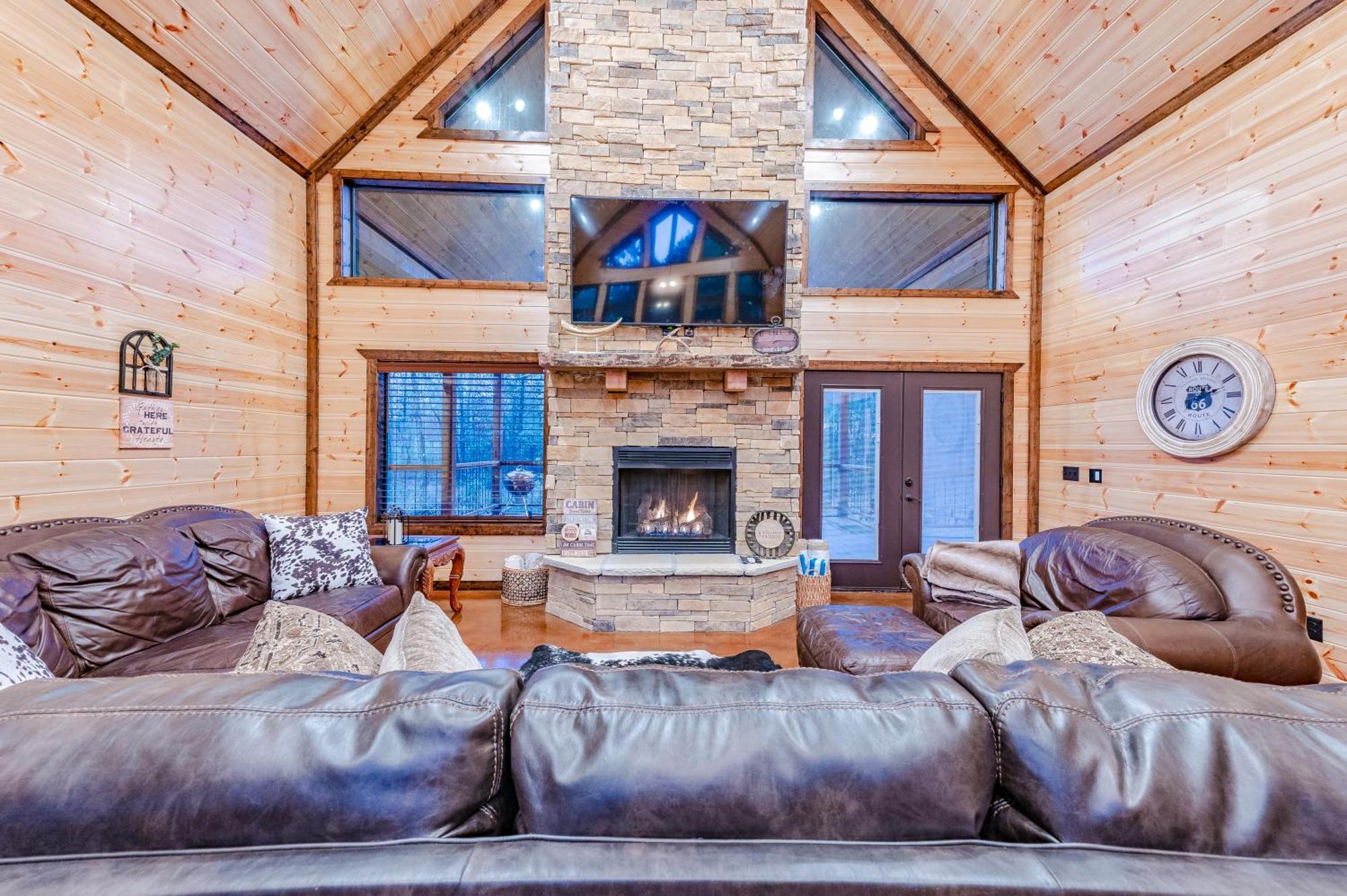 The Luxurious Blue Sky Lodge Is Epic! Broken Bow Dış mekan fotoğraf