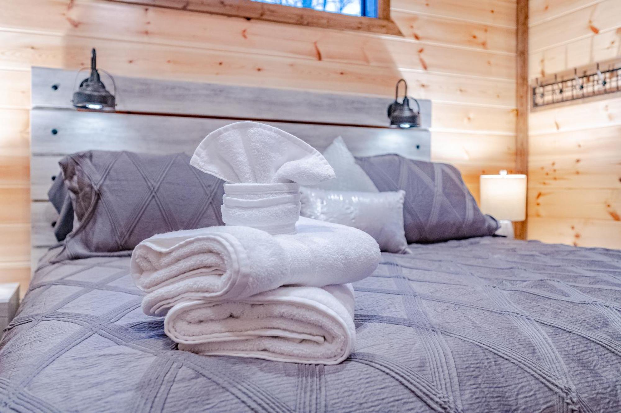 The Luxurious Blue Sky Lodge Is Epic! Broken Bow Dış mekan fotoğraf